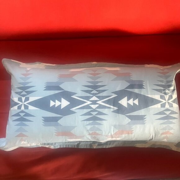Pendleton Avra Valley King-Sized Pillow Shams Southwestern Motif Cotton - Picture 1 of 5